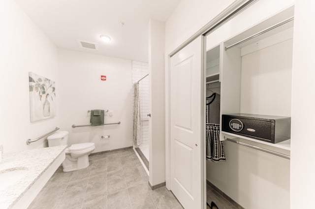 Bathroom_2_Capstone_at_Station_Camp